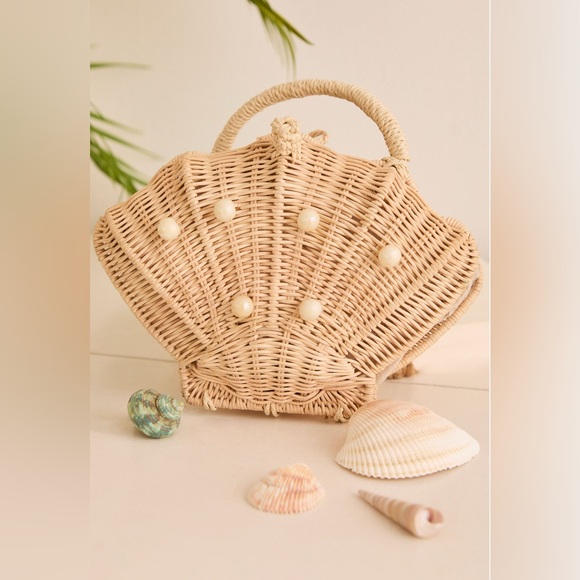 Altar'd State Straw and pearl Seashell Handbag Purse - Picture 1 of 4